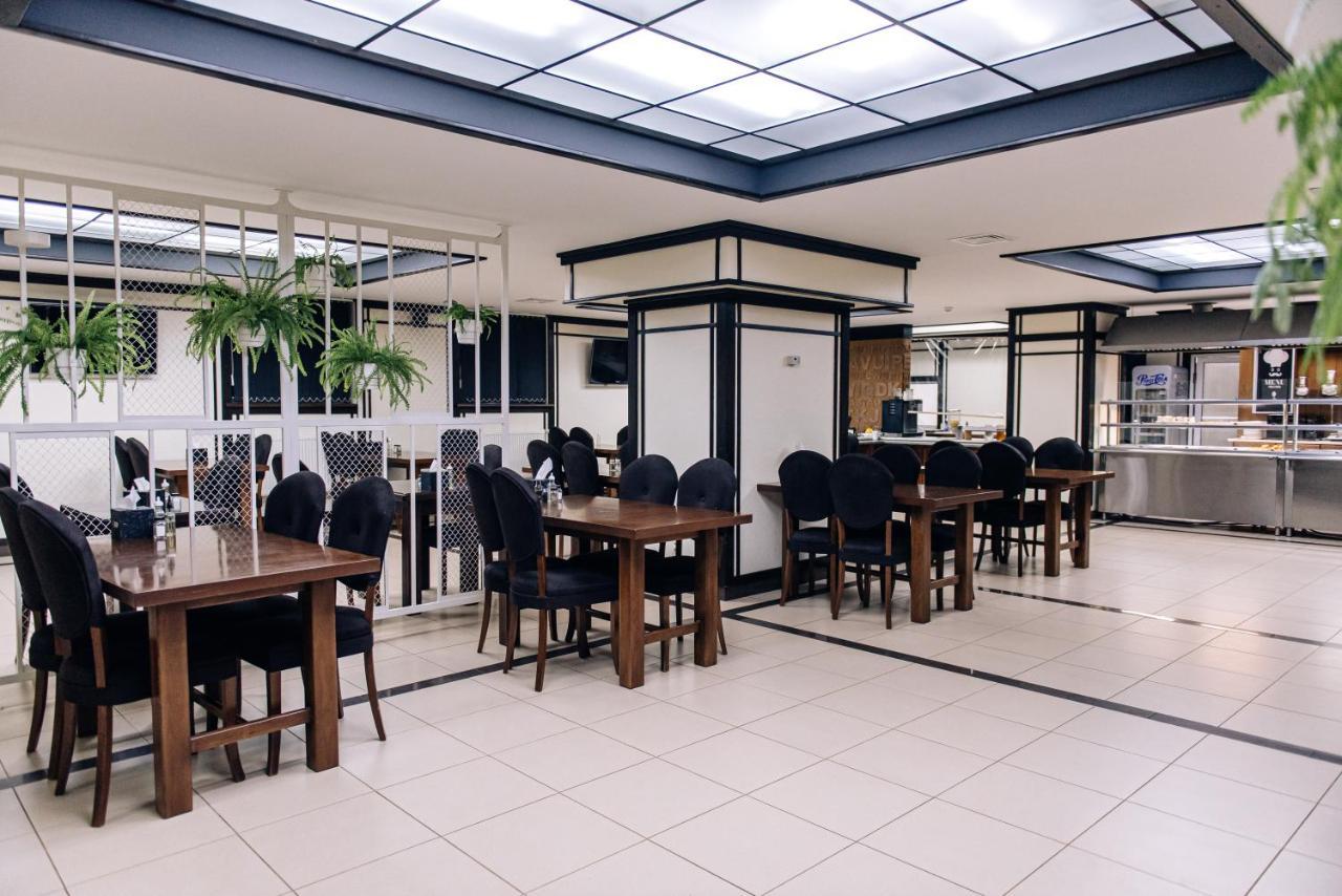 Gold Georg Palace Hotel Черновцы Экстерьер фото